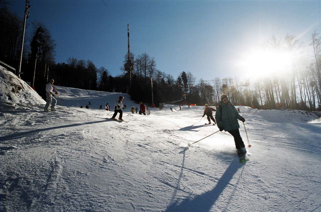 Od sutra otvorena žičara i Crveni spust